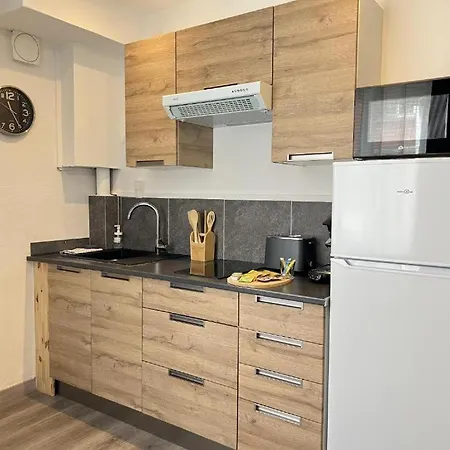 Le Vitoria- - Gare - Ferry - Eurotunnel 公寓 加来