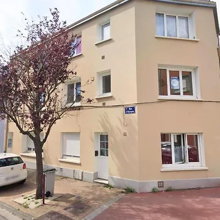 Le Vitoria- - Gare - Ferry - Eurotunnel 公寓 *